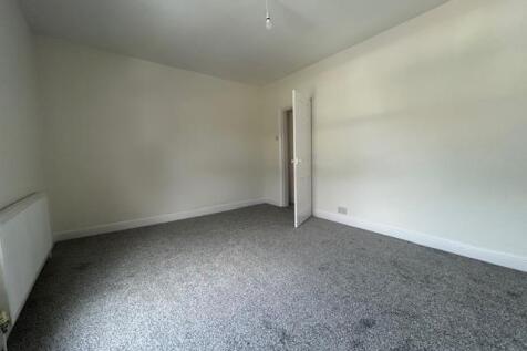 bedroom1.jpeg