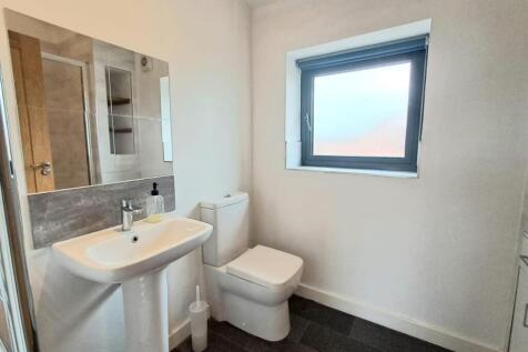 Bathroom new (2).jpeg