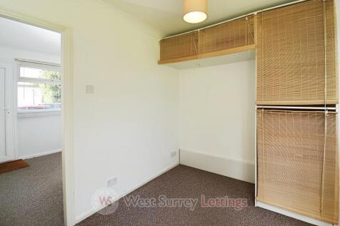 8447a6d5-bed 201_med