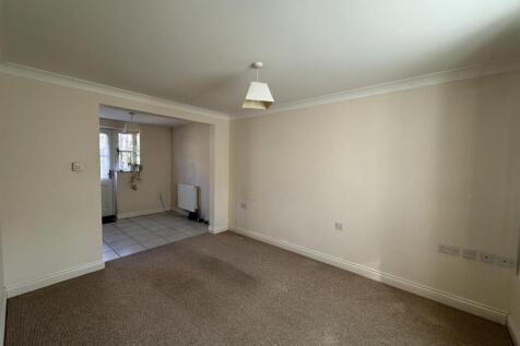 Living Room.jpg