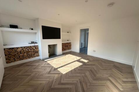 Living room.jpg