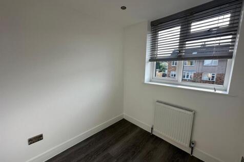 Bedroom 3.jpg