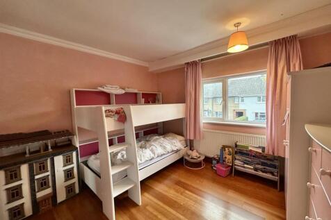 Bedroom 2.jpg