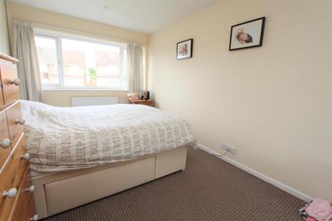 IMG_8669 - Bedroom2 .jpg