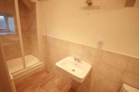 Bathroom.JPG