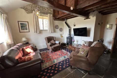 living room 3.jpg