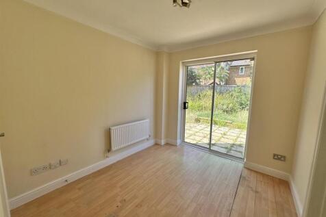 Dining Room 2.jpg