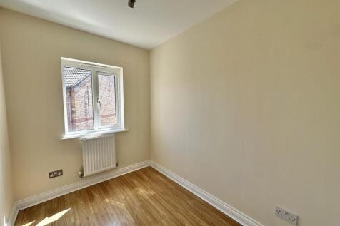 Bedroom 3.jpg