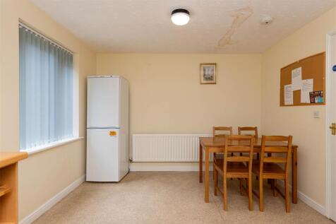 29 Bullrushes Close-6.jpg