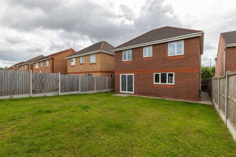 9 Lakeside Close-13.jpg