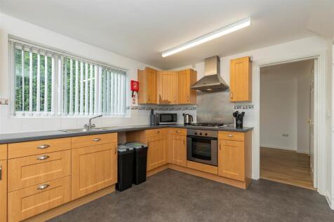 5 Watermeet Grove-10.jpg
