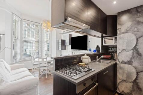 F2, 44 ONGAR ROAD, S