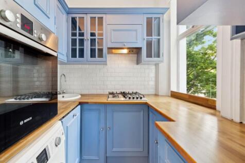 Flat 2, 41 Kempsford