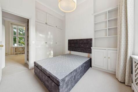 Flat 2, 41 Kempsford