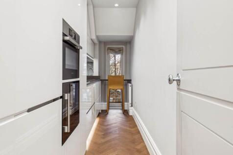 Holland Park 69, Fla