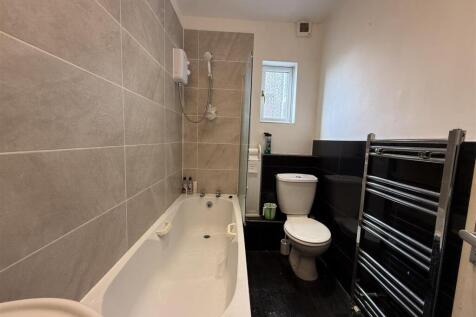 Photo 08-08-2025, 13 27 46.jpg