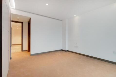 5_Main Bedroom-1 ...