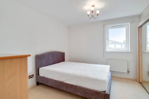 13_Bedroom_2_8