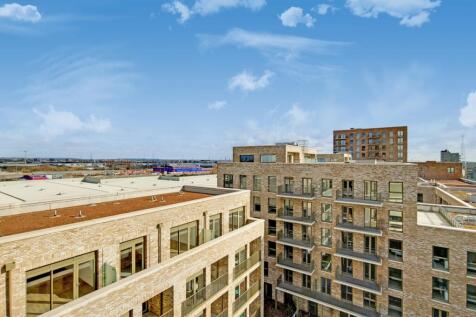 4_Balcony-1