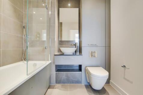 4_Bathroom-0