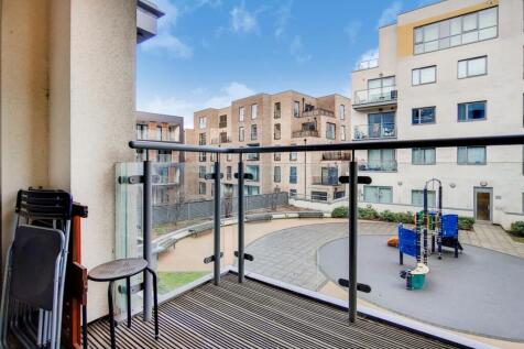 3_Balcony-0