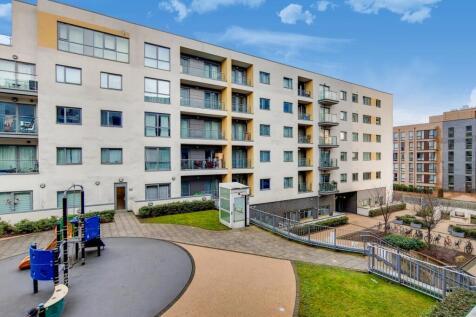 3_Balcony-1