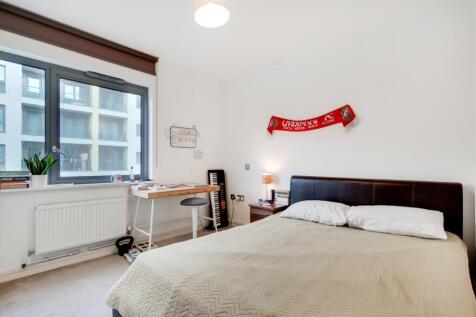 4_Master Bedroom-1