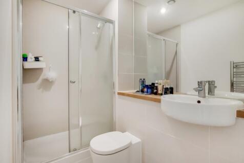 6_Master Ensuite-0