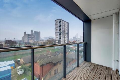 3_Balcony-1