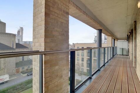 9_Balcony_5