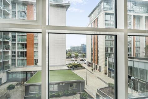 1359200-15-68da2d...