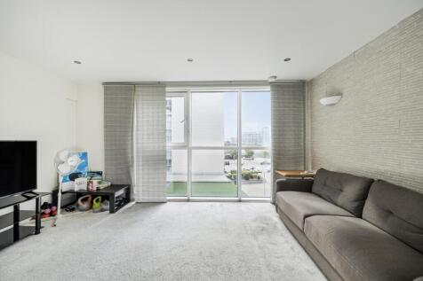 1359200-18-68da2e...