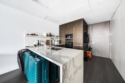 1363983-9-68e9275...