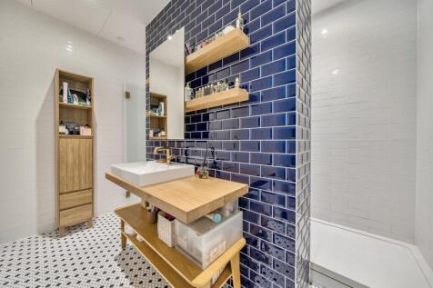 1363122-15-68e683...