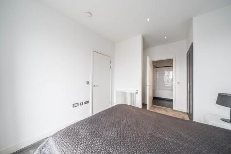 1300718-10-6835a7...