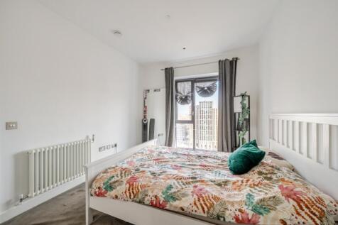 1380654-3-6916de3...