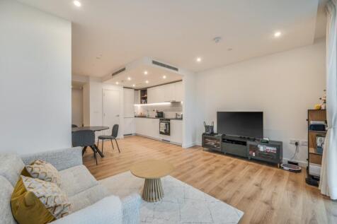 1376547-12-691137...