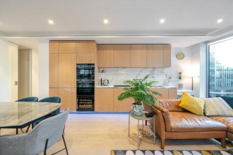 1386244-7-693165a...