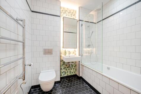 1385688-12-692cc4...