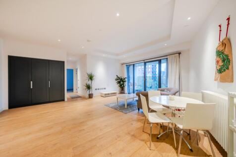 1385688-15-692cc5...