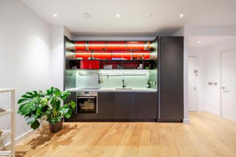 1385688-19-692cc5...