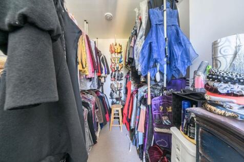 1357597-17-68d139...