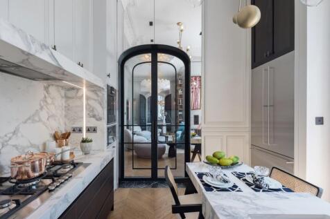 107Queensgate_kit...
