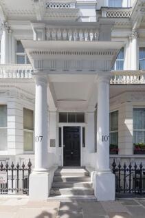 107Queensgate_ext...