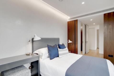 9_Master_Bedroom_4