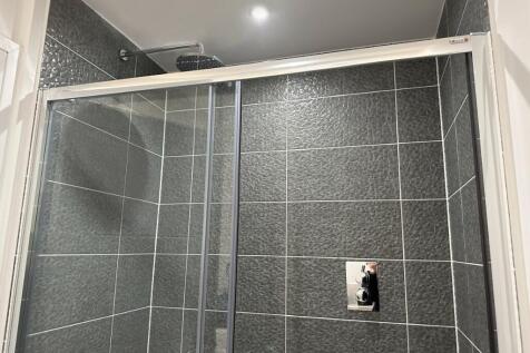 Example En Suite