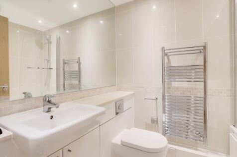 14_Bathroom_1