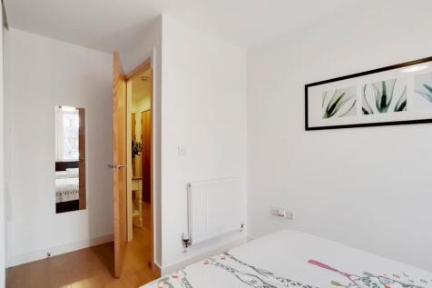 12_Bedroom_6