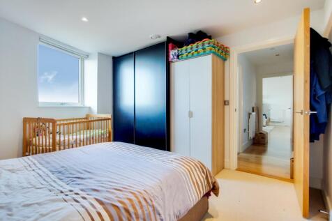 3_Master Bedroom-1