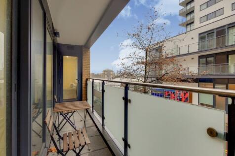 4_Balcony-1
